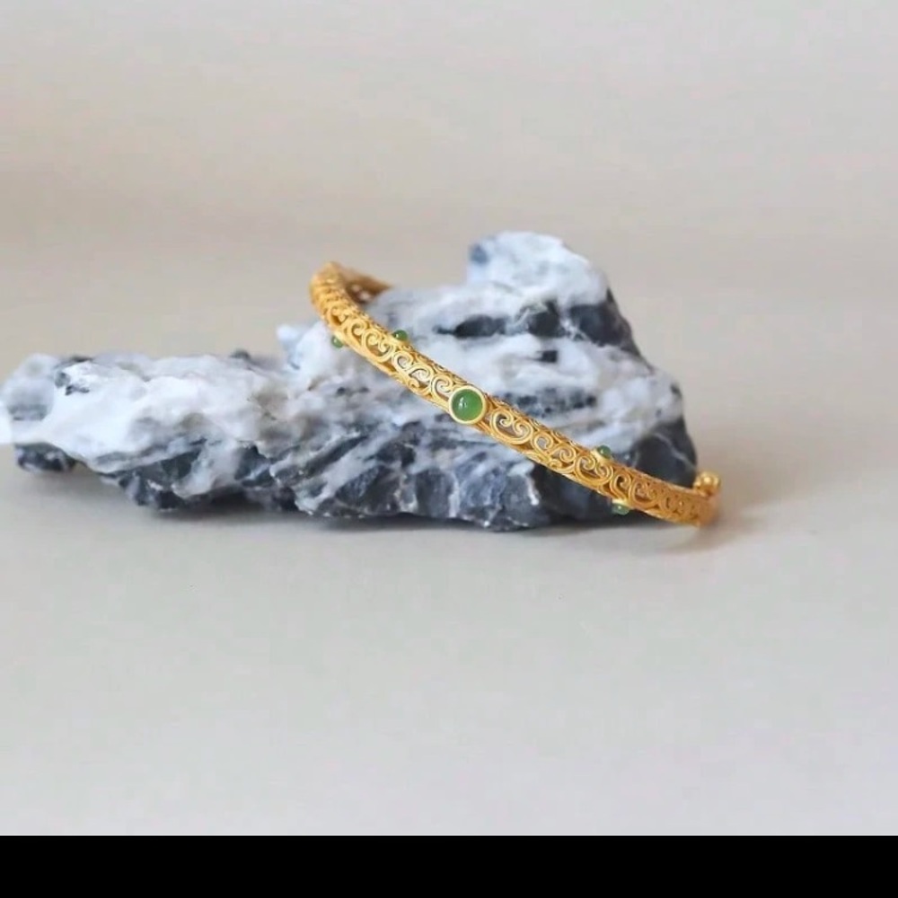 Elegant Gold  jade Bracelet with Green  jade